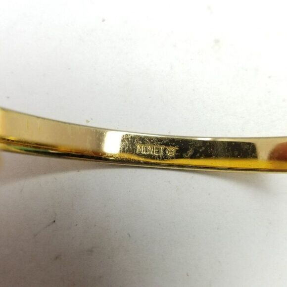 Vintage Monet Solid Polished Gold Tone Bangle Bracelet, Plain Stacking Estate - Picture 4 of 6
